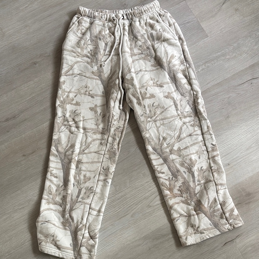 Dairy Boy Campuflage Print Pants